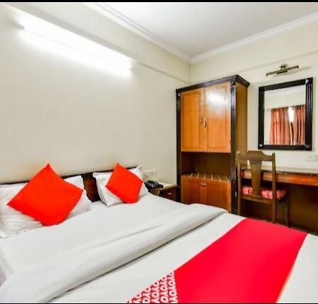Hotel Guru International Τζοντχπούρ Εξωτερικό φωτογραφία