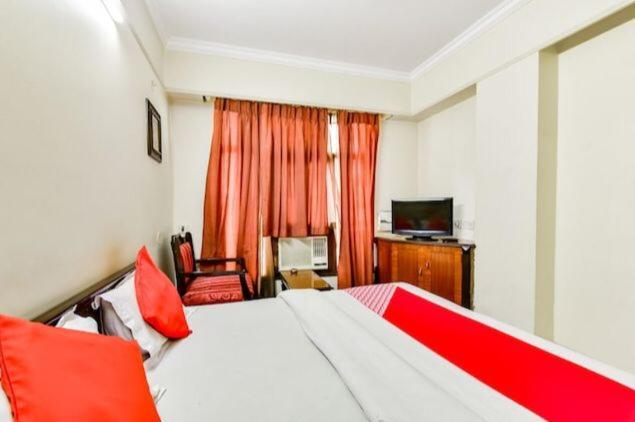 Hotel Guru International Τζοντχπούρ Εξωτερικό φωτογραφία